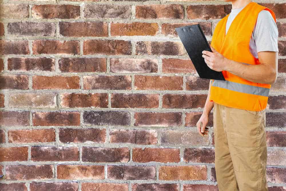 Can I Get a Surveyor to Fight My Corner—And Who Pays for That Southampton?